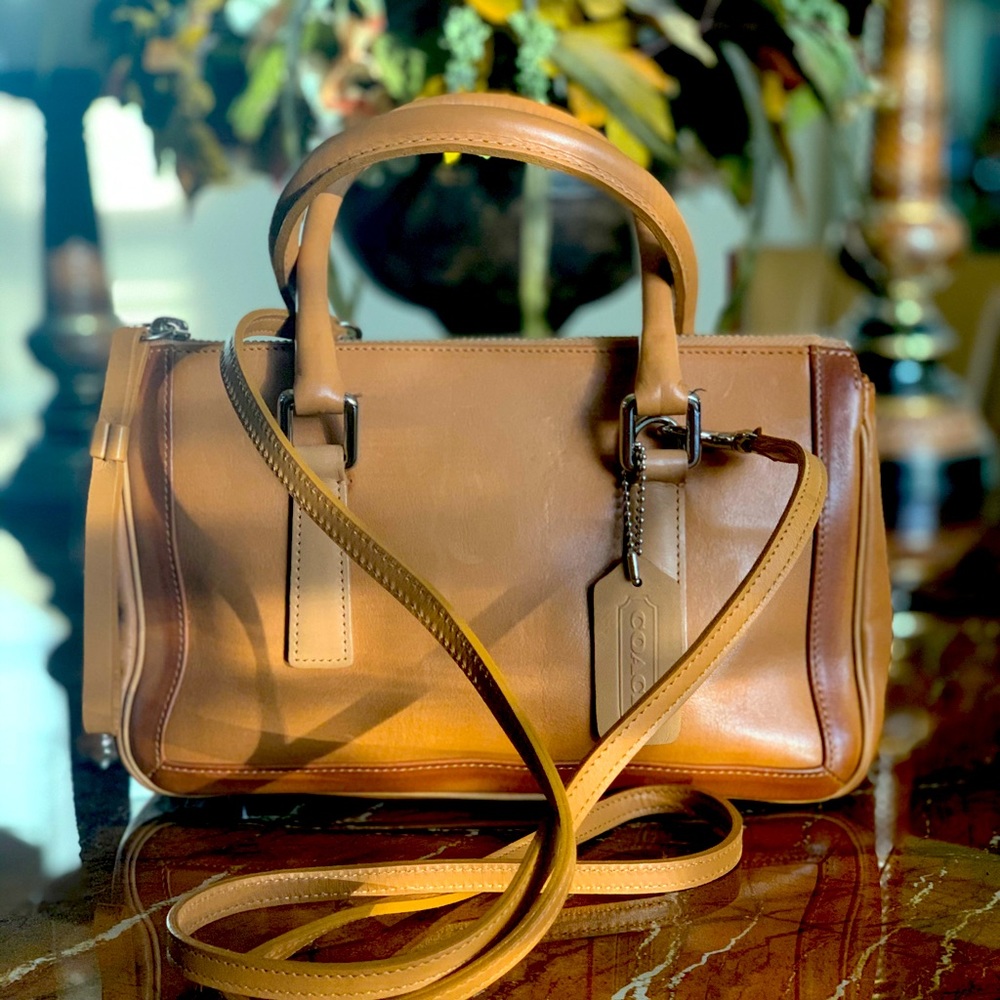 Coach Crossbody w/straps and feet under bottom